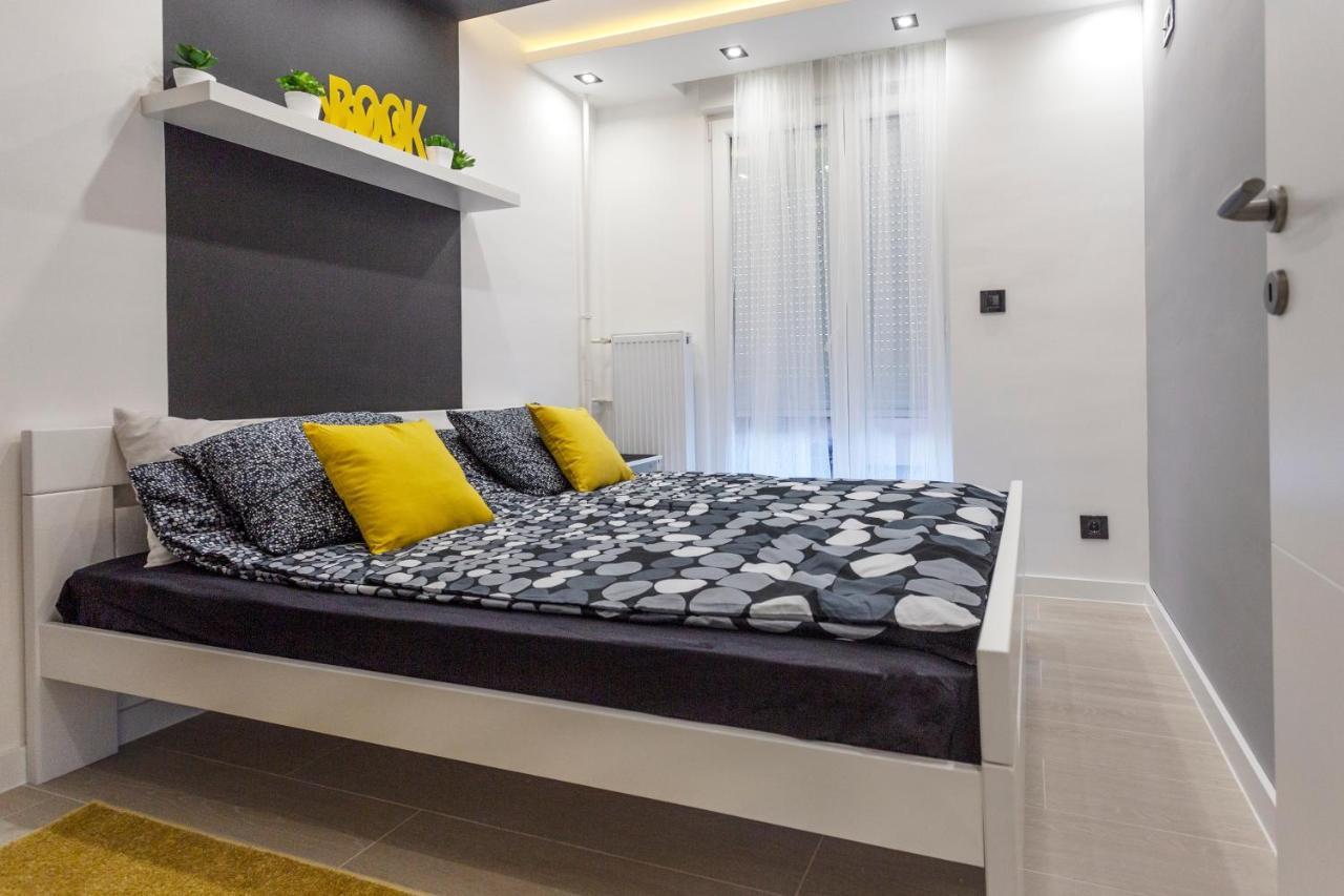 Park Apartment ノヴィ・サド エクステリア 写真