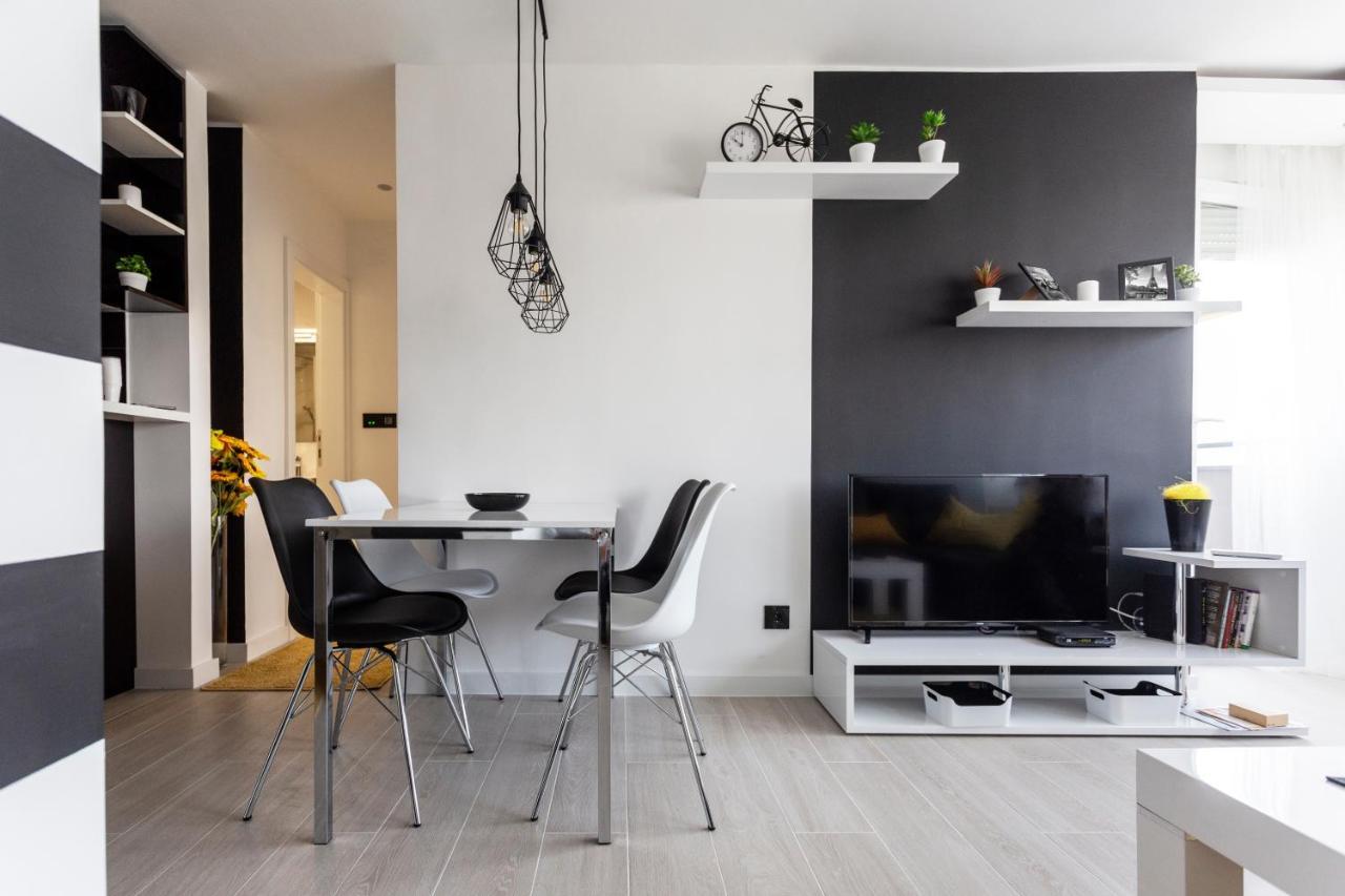 Park Apartment ノヴィ・サド エクステリア 写真