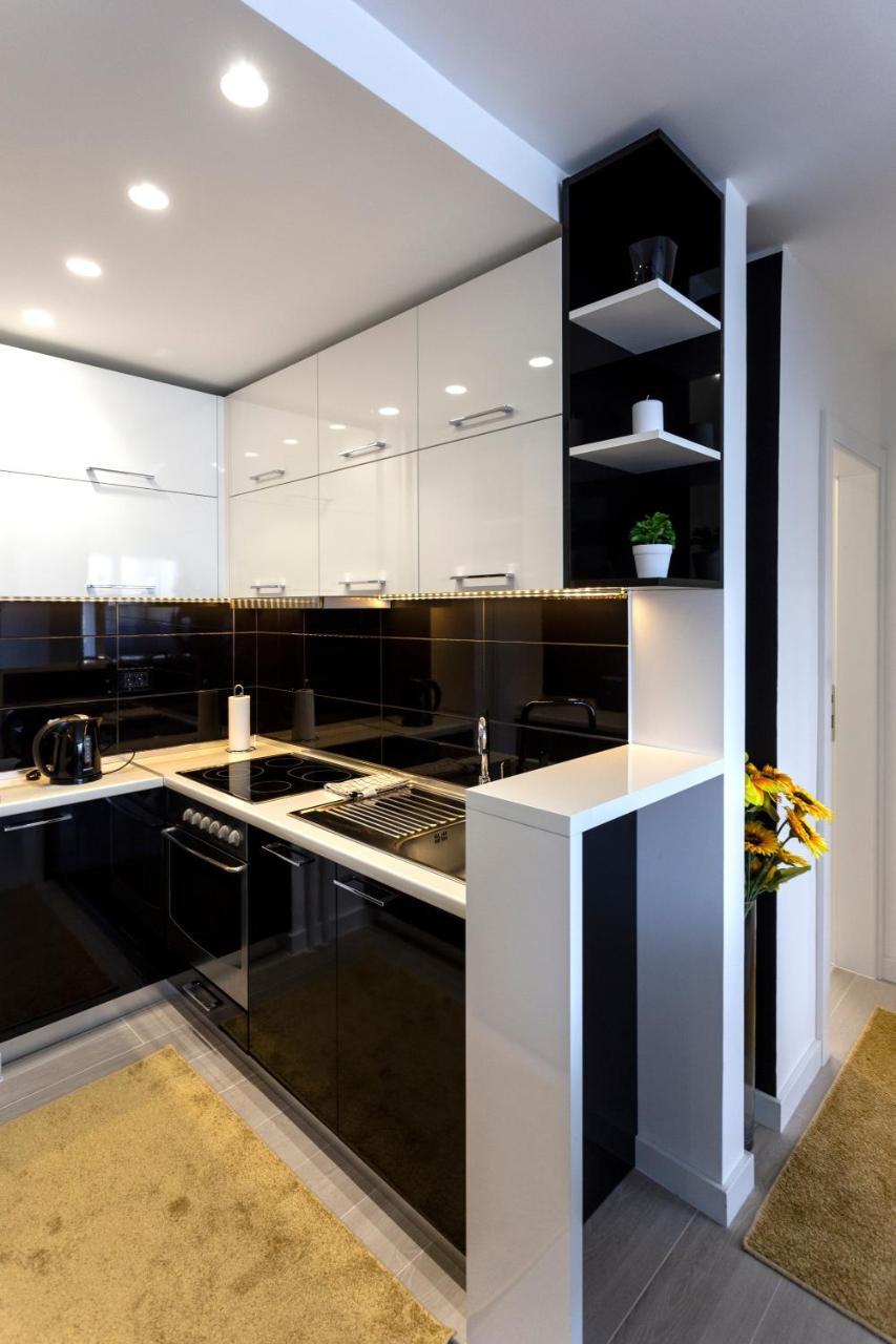 Park Apartment ノヴィ・サド エクステリア 写真